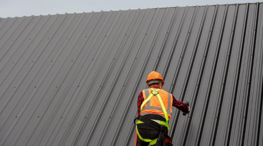 Professional metal roof installation services in Reeves, LA